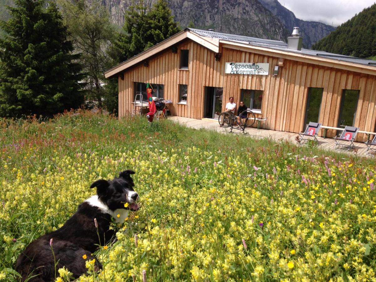 Basecamp Andermatt Villa Bagian luar foto