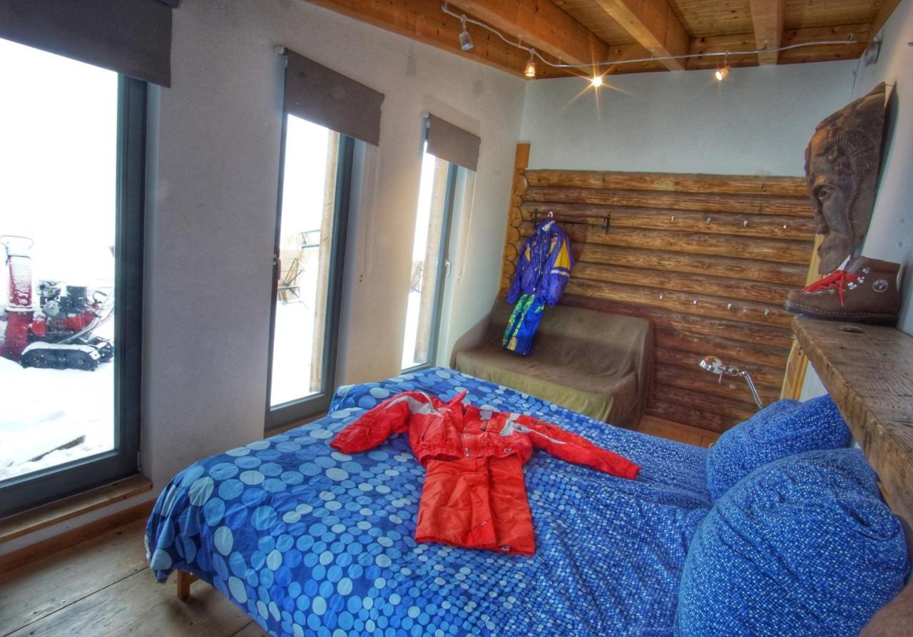 Basecamp Andermatt Villa Bagian luar foto