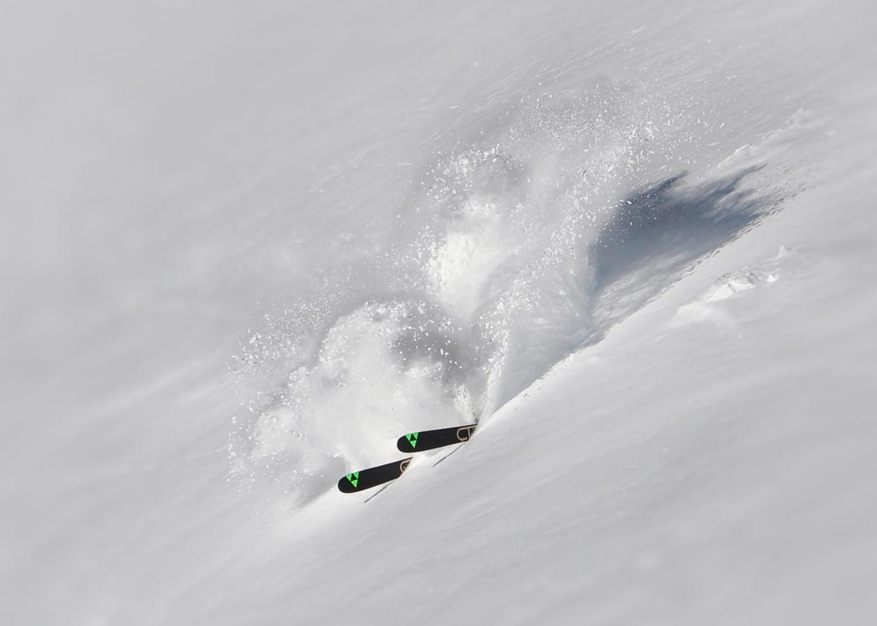 Basecamp Andermatt Villa Bagian luar foto